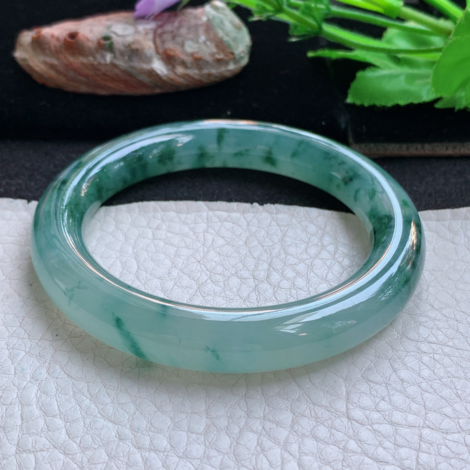 xc收藏款56*10.8美人镯 天然缅甸翡翠a货手镯冰飘花圆条玉镯子