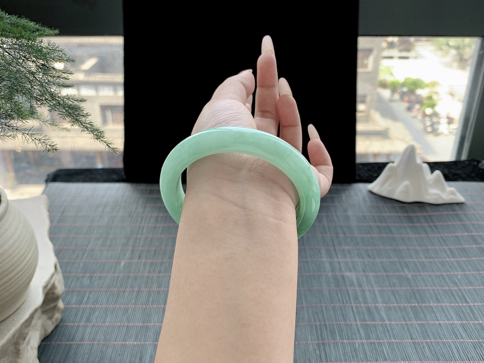 满圈果绿，尺寸：57.5-12.1-8.9