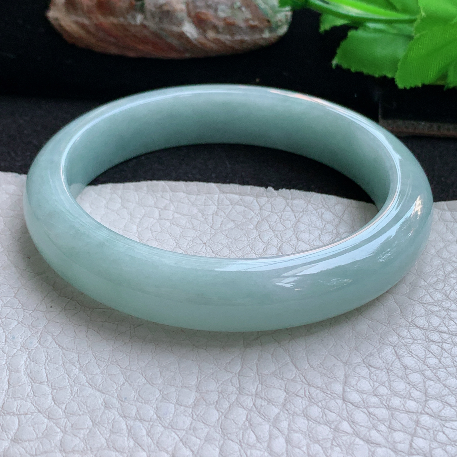 ee大圈口60*12.6*8.3平安镯 天然缅甸翡翠a货手镯浅绿水润正圈玉镯子