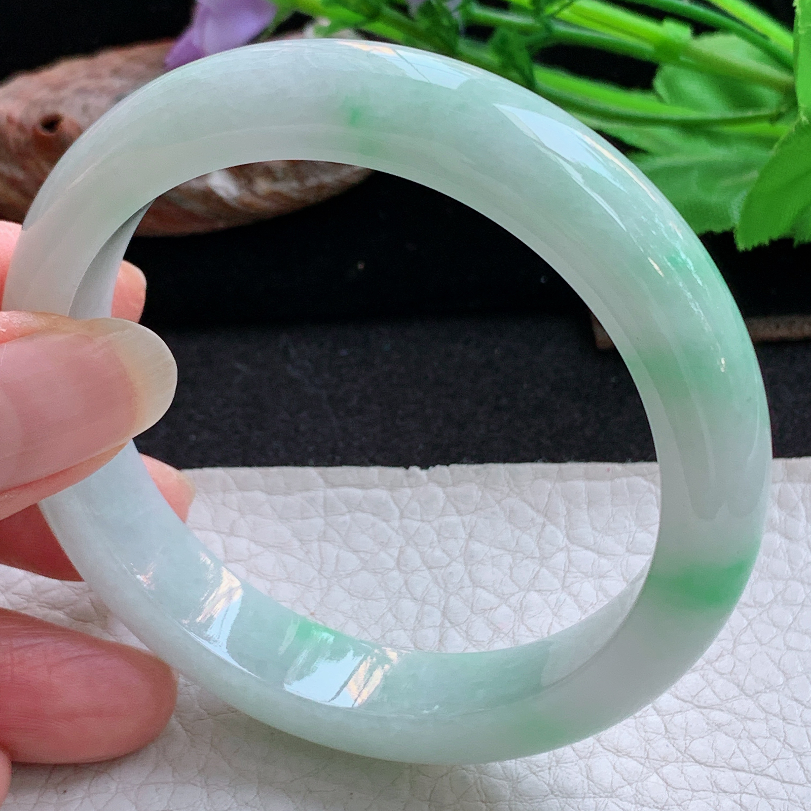 xc实拍57*12*8.6平安镯 天然缅甸翡翠a货手镯飘阳绿胶感正圈玉镯子