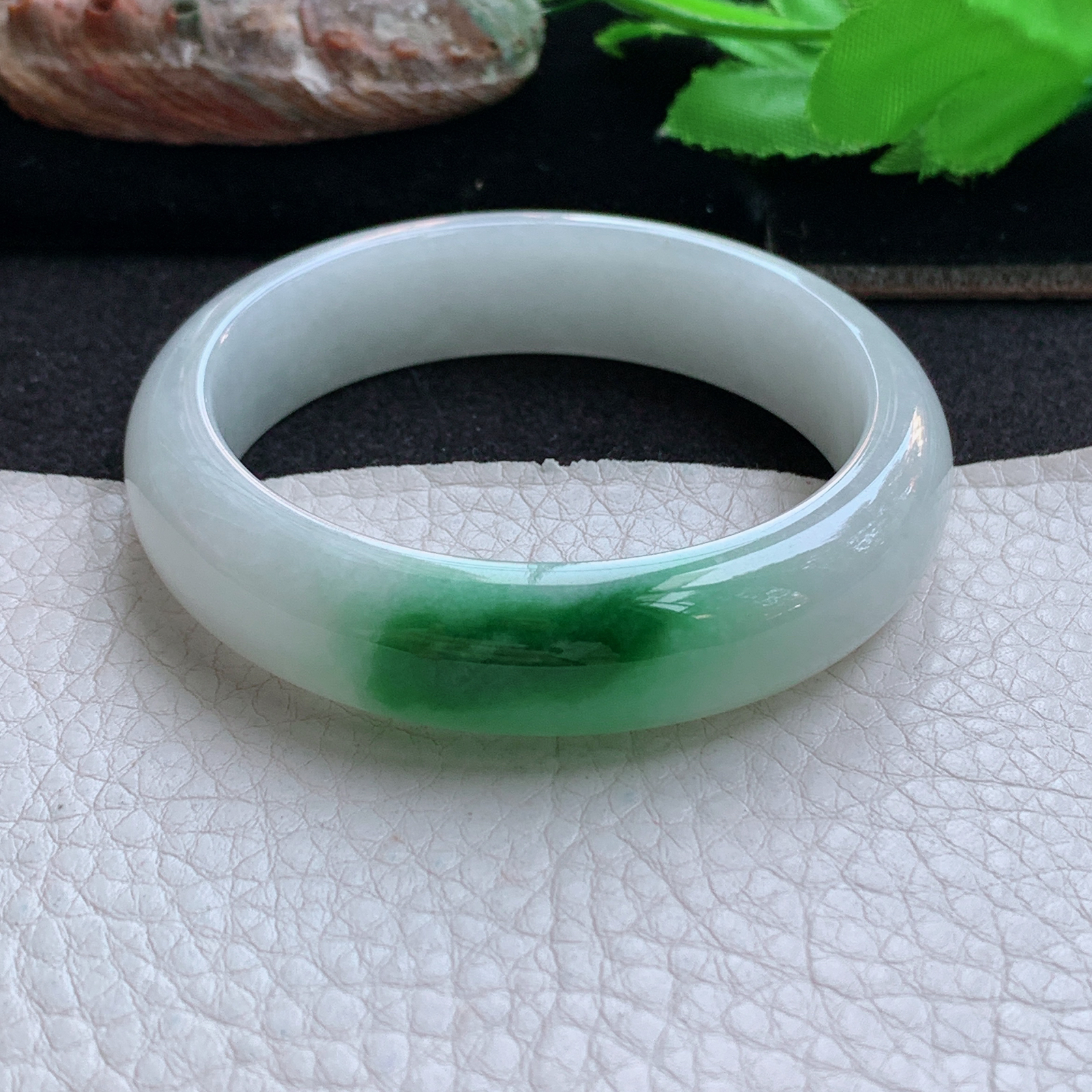 yh小圈口51*13.5*7.6平安镯 天然缅甸翡翠a货手镯飘绿正圈玉镯子