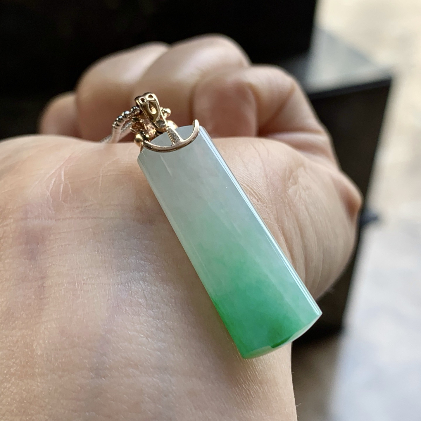 金扣带色无事牌^_^颜色鲜艳