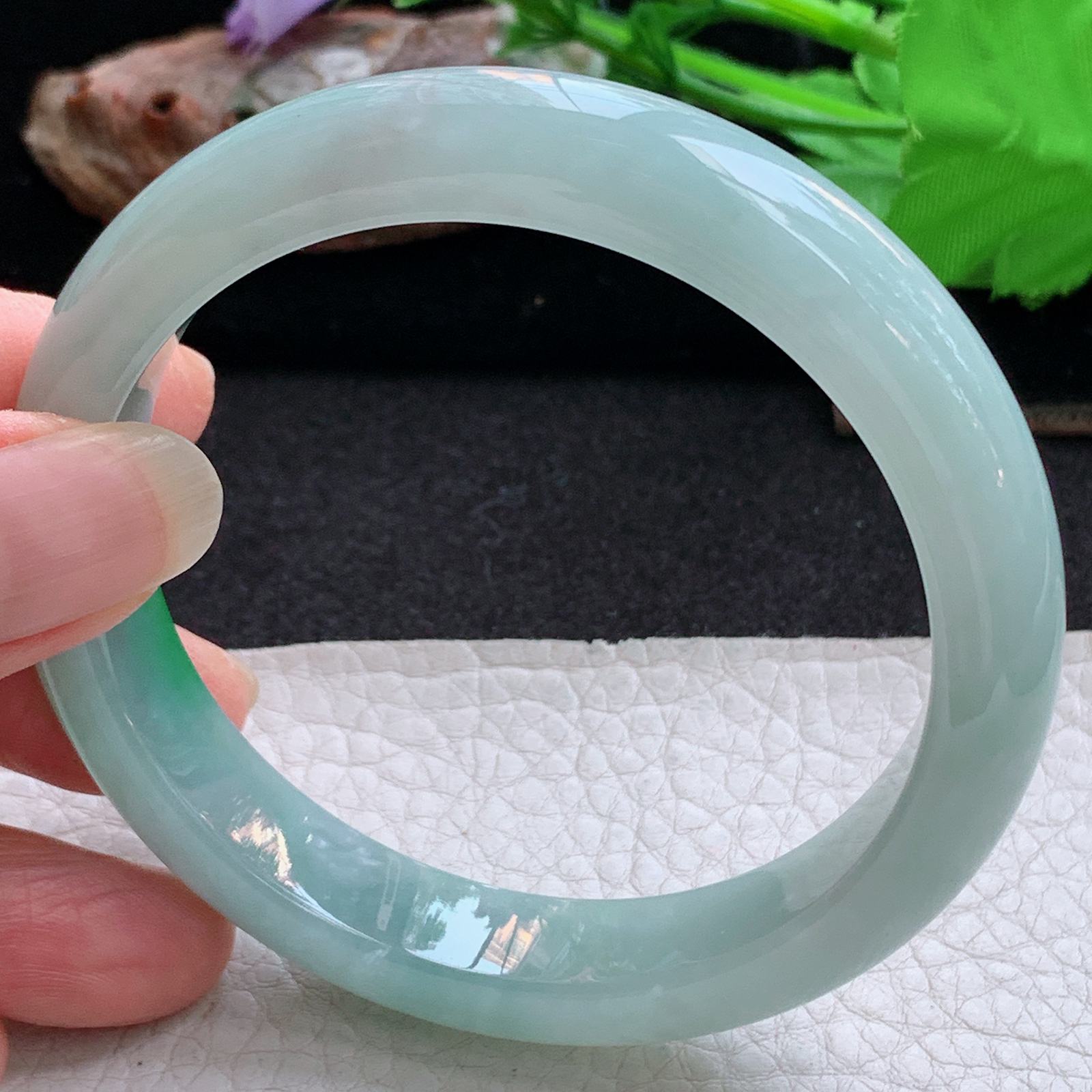 fx实拍58.5*12*8平安镯 天然缅甸翡翠手镯飘绿细润正圈玉镯子