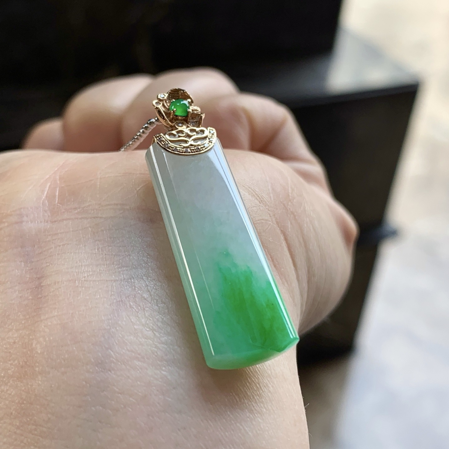 金扣带色无事牌^_^颜色鲜艳