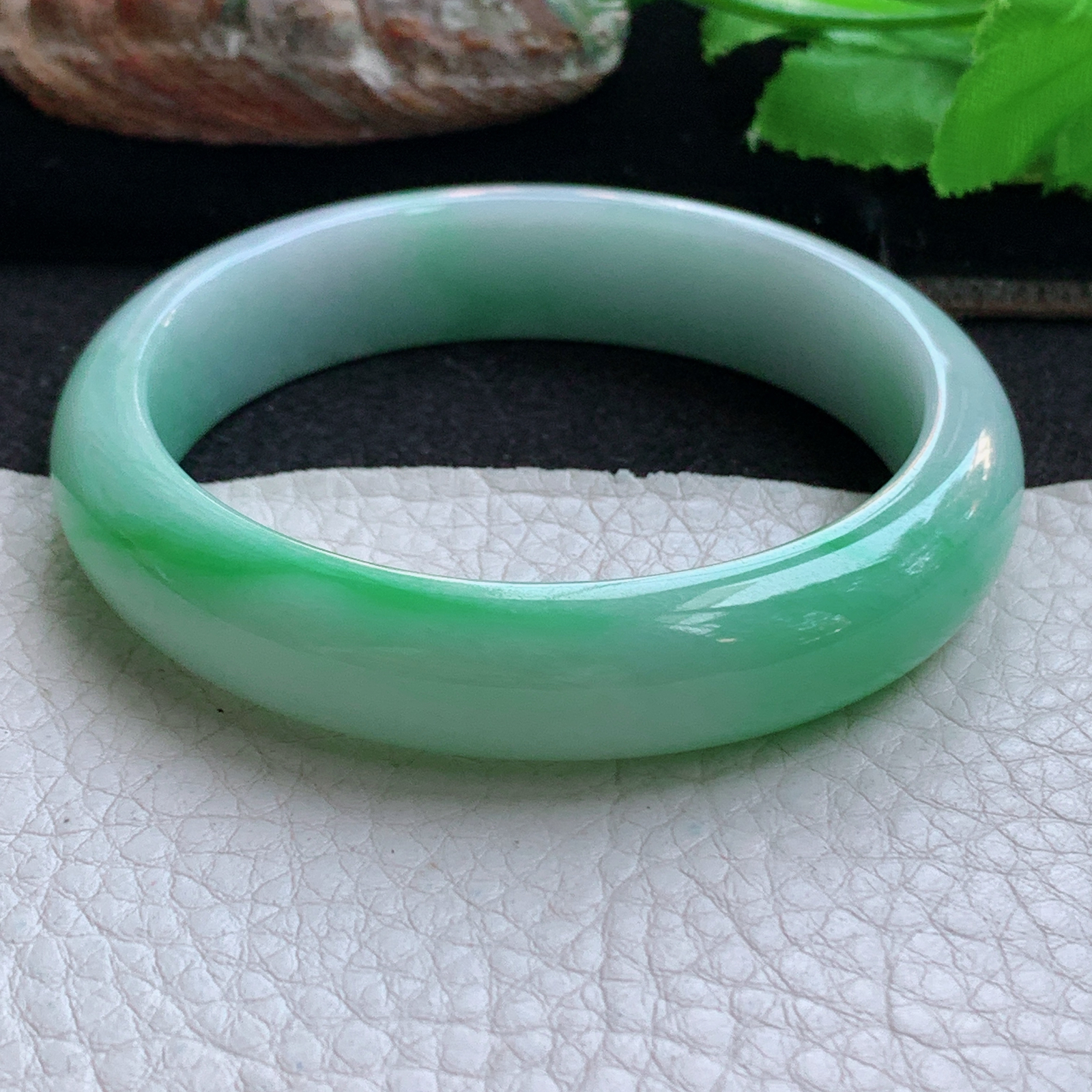 ee实拍55.5*13*7.6平安镯 天然缅甸翡翠a货手镯飘阳绿水润正圈玉镯子