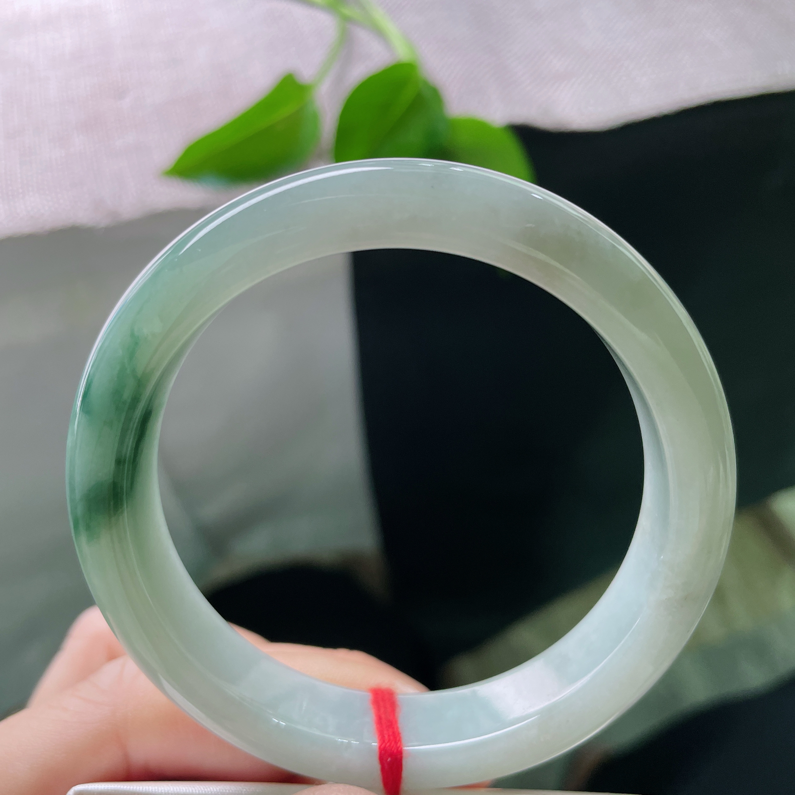 56.7/12.1/8.3飘花正圈，水润细腻，婉间风华，贵气