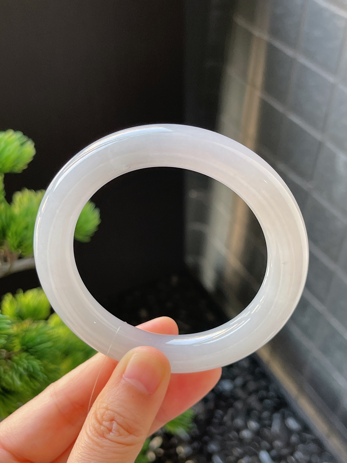 圆镯55.2圈口，翡翠冰糯种白色手镯