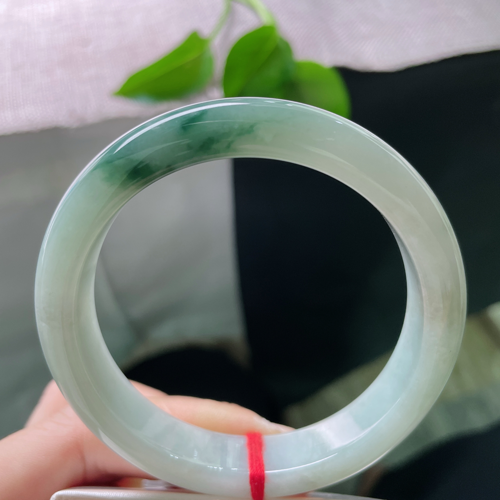 56.7/12.1/8.3飘花正圈，水润细腻，婉间风华，贵气