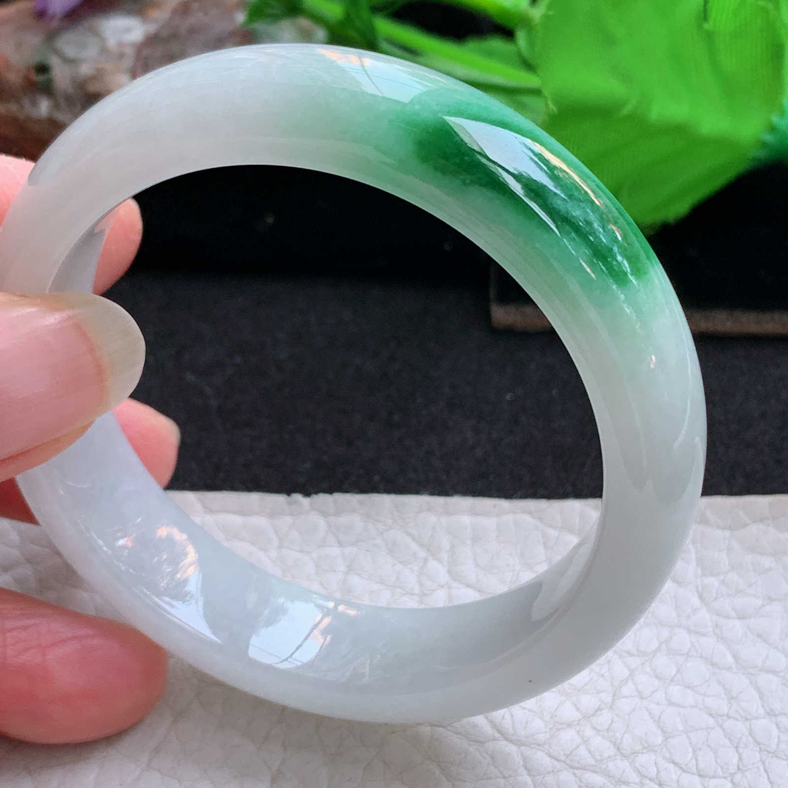 yh小圈口51*13.5*7.6平安镯 天然缅甸翡翠a货手镯飘绿正圈玉镯子