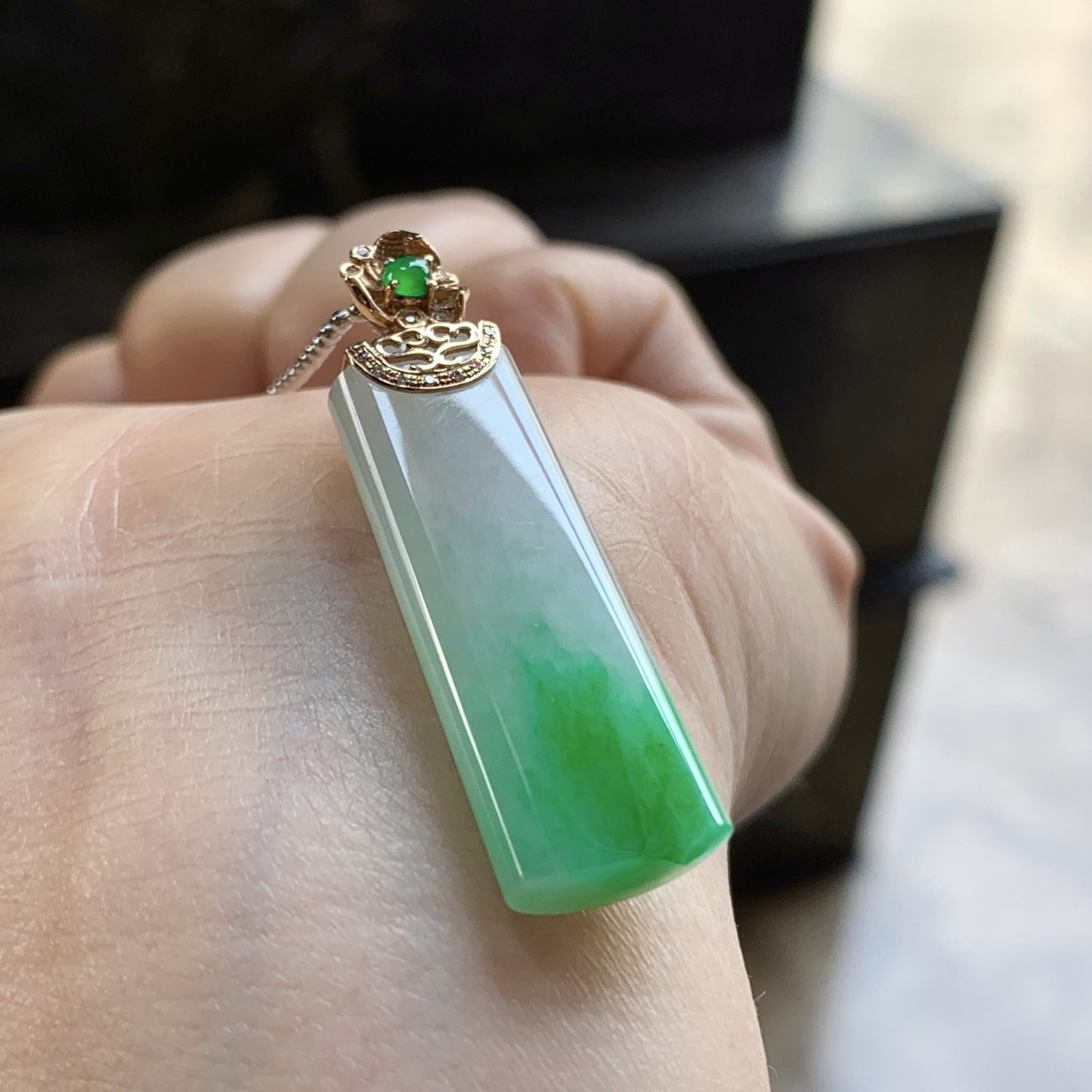 金扣带色无事牌^_^颜色鲜艳