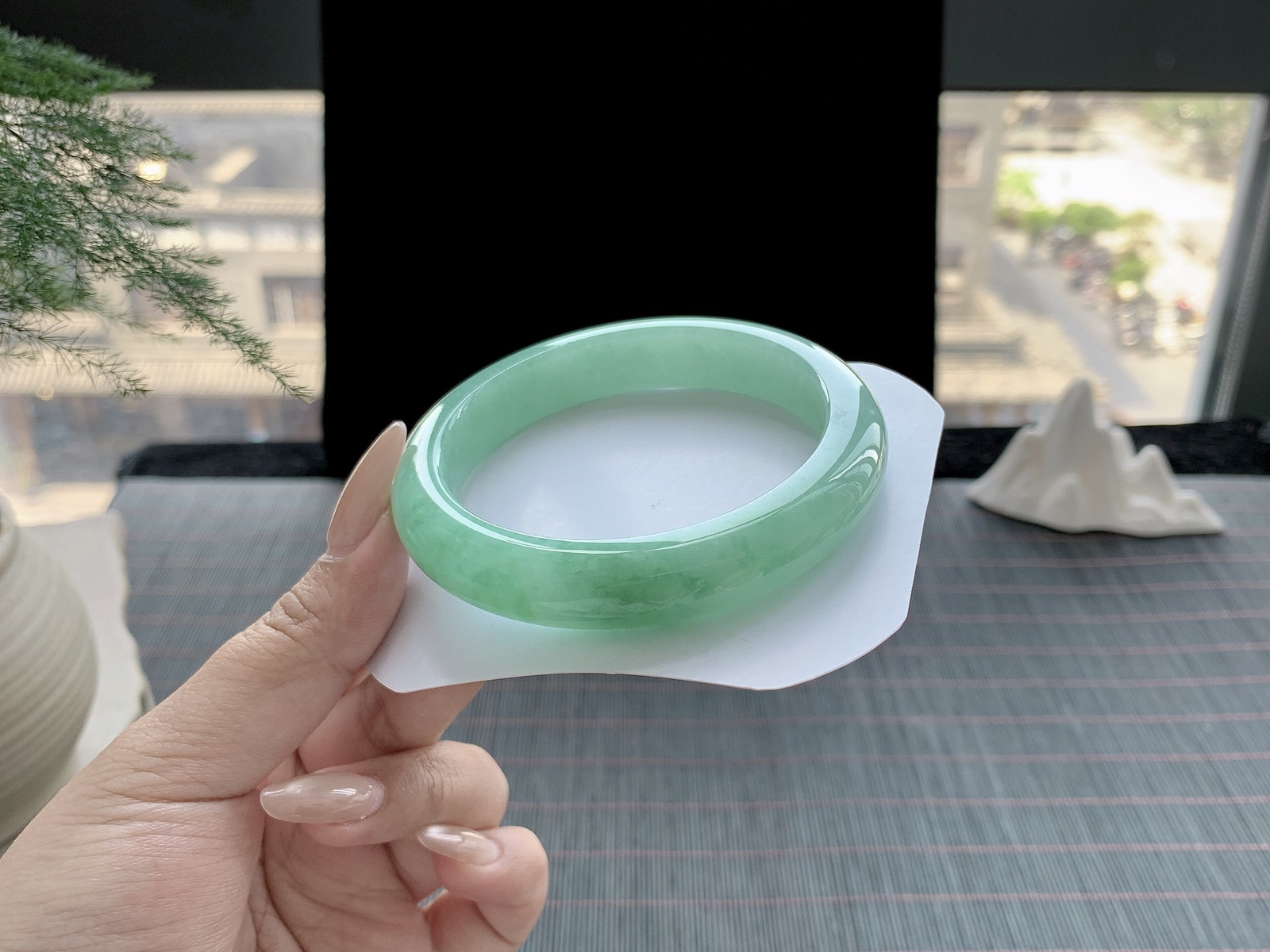 满圈果绿，尺寸：57.5-12.1-8.9