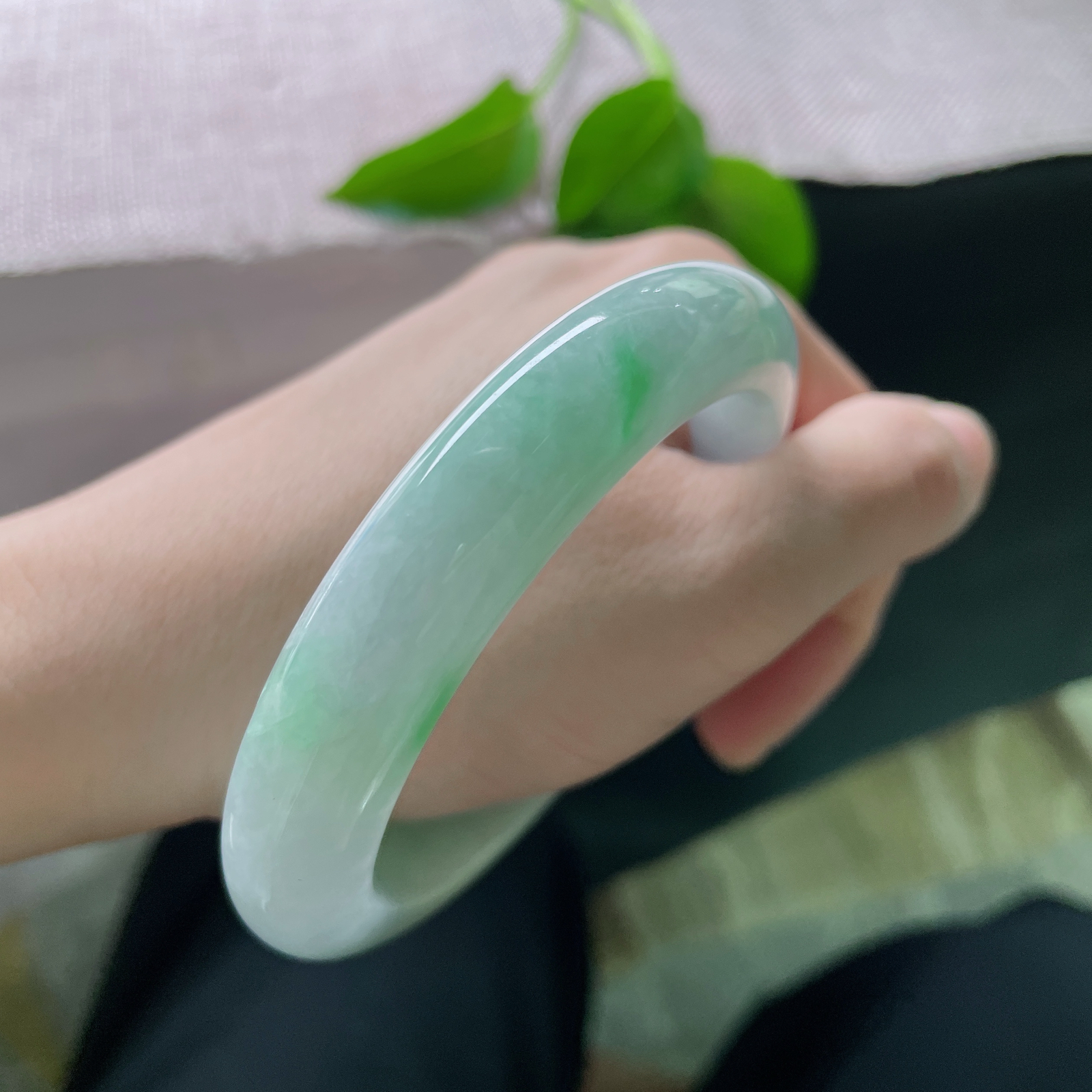 60/12.7/9.4，飘绿正圈，大圈口，紫绿相依，别有一番风味，细润，棉线，