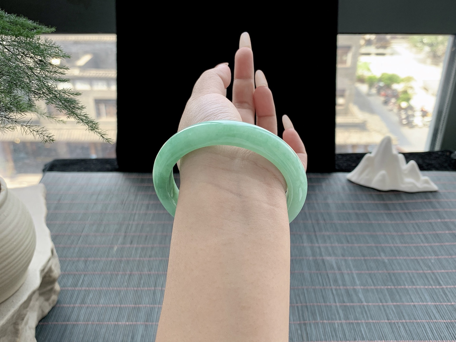 满圈果绿，尺寸：57.5-12.1-8.9