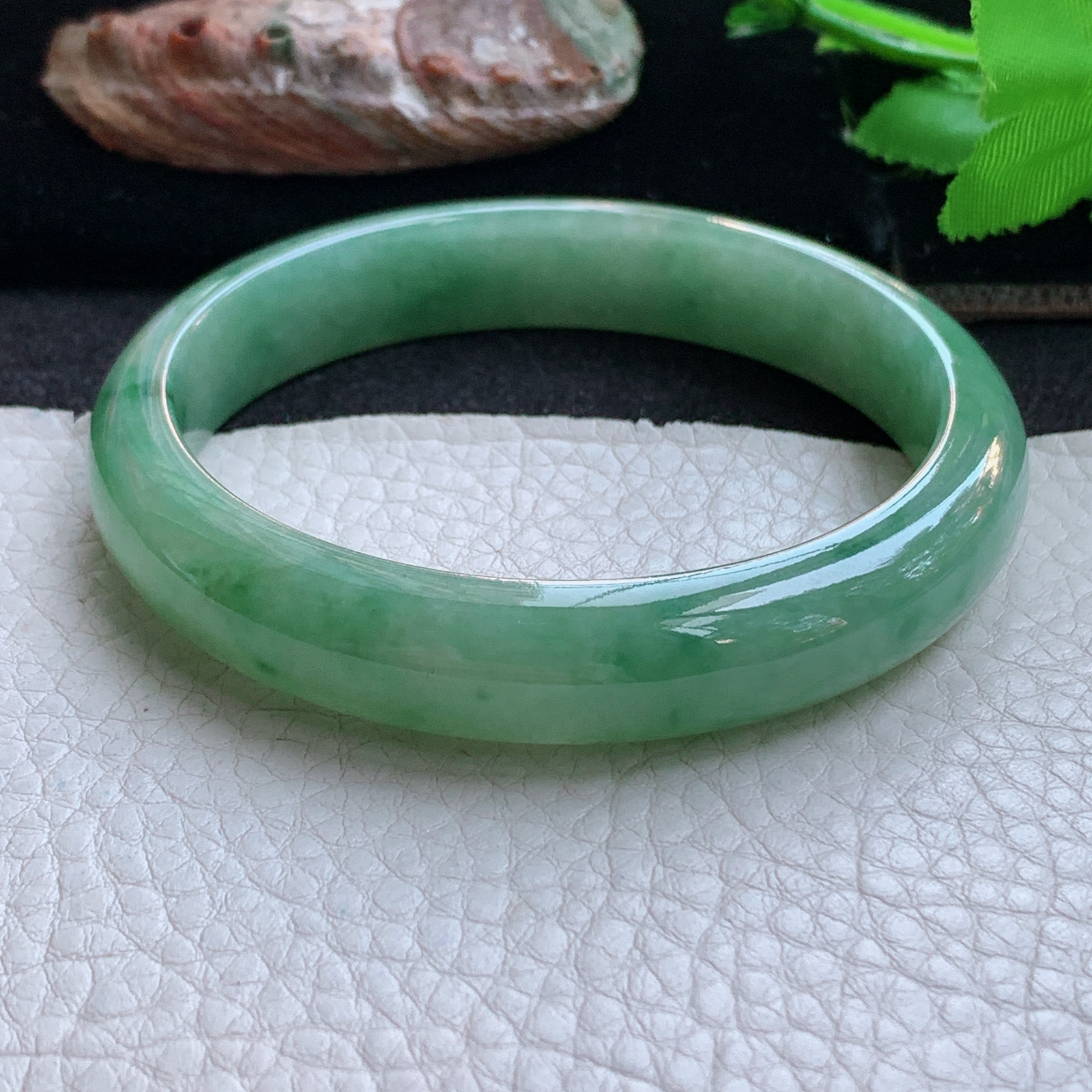 js大圈口60*12*7平安镯 天然缅甸翡翠a货手镯满绿飘花正圈玉镯子
