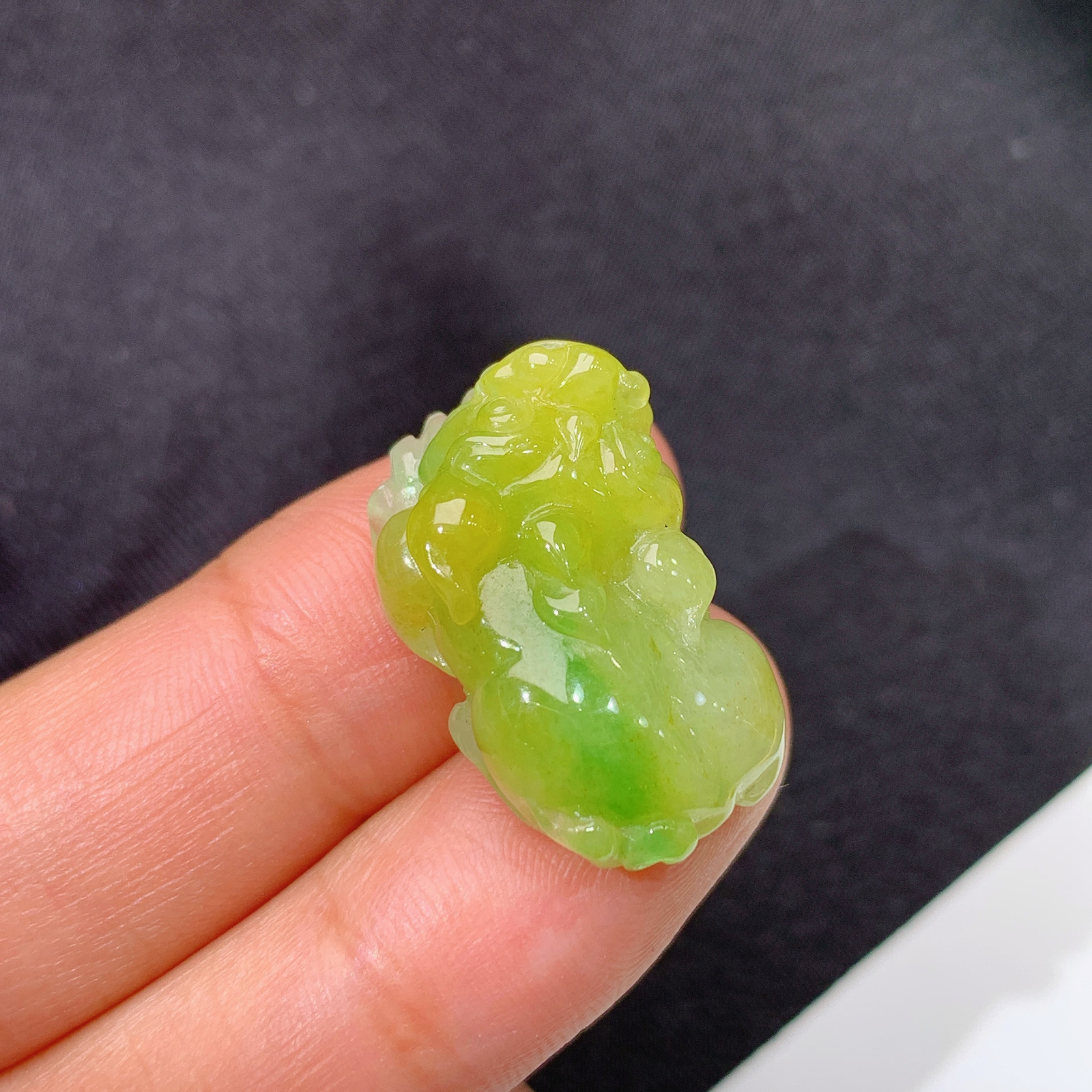 冰黄翡貔貅，冰润鲜艳，玉质细腻，种水足，Ax 尺寸22.6*13.8*8.9