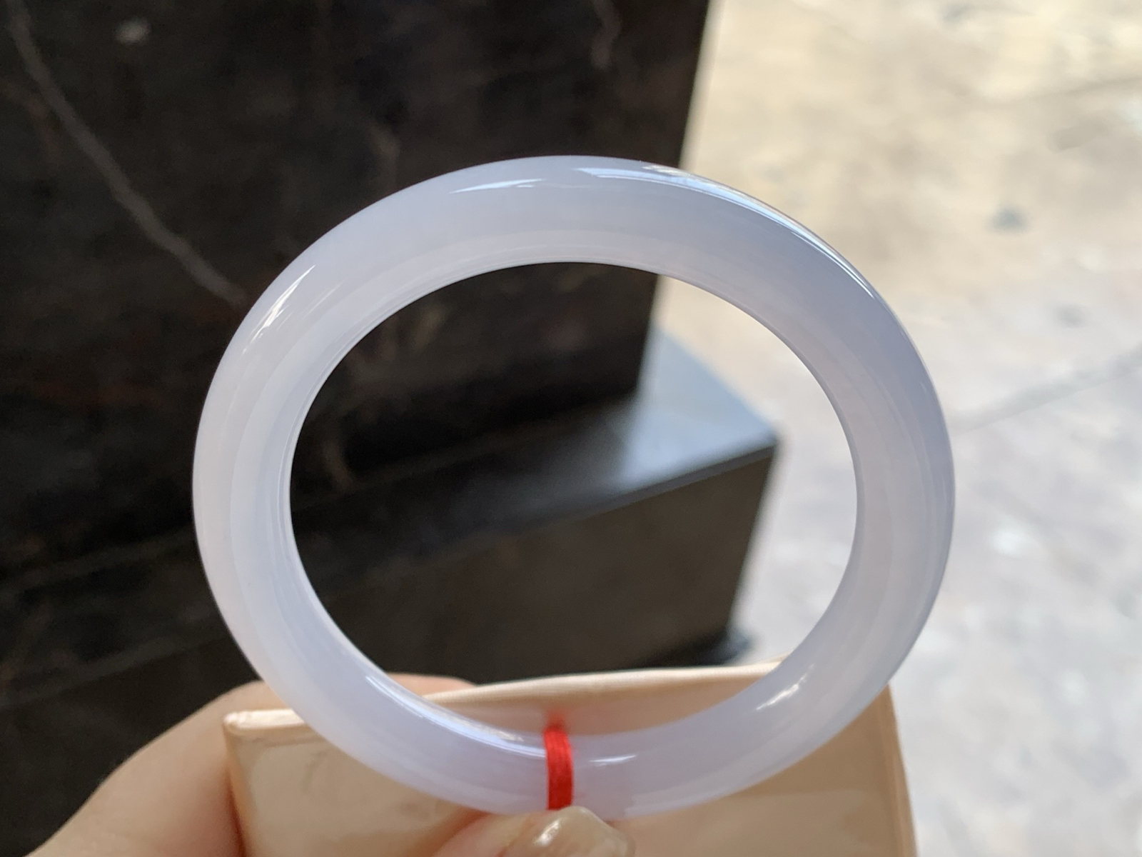 58.5-9.5

圆条手镯^_^底子细腻