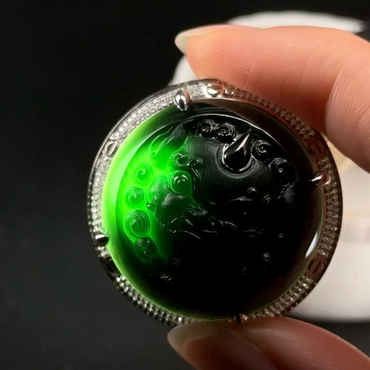 精品豪镶墨翠貔貅手环 种好色正 黑度极好 打灯通透 油性十足 尺寸18.2