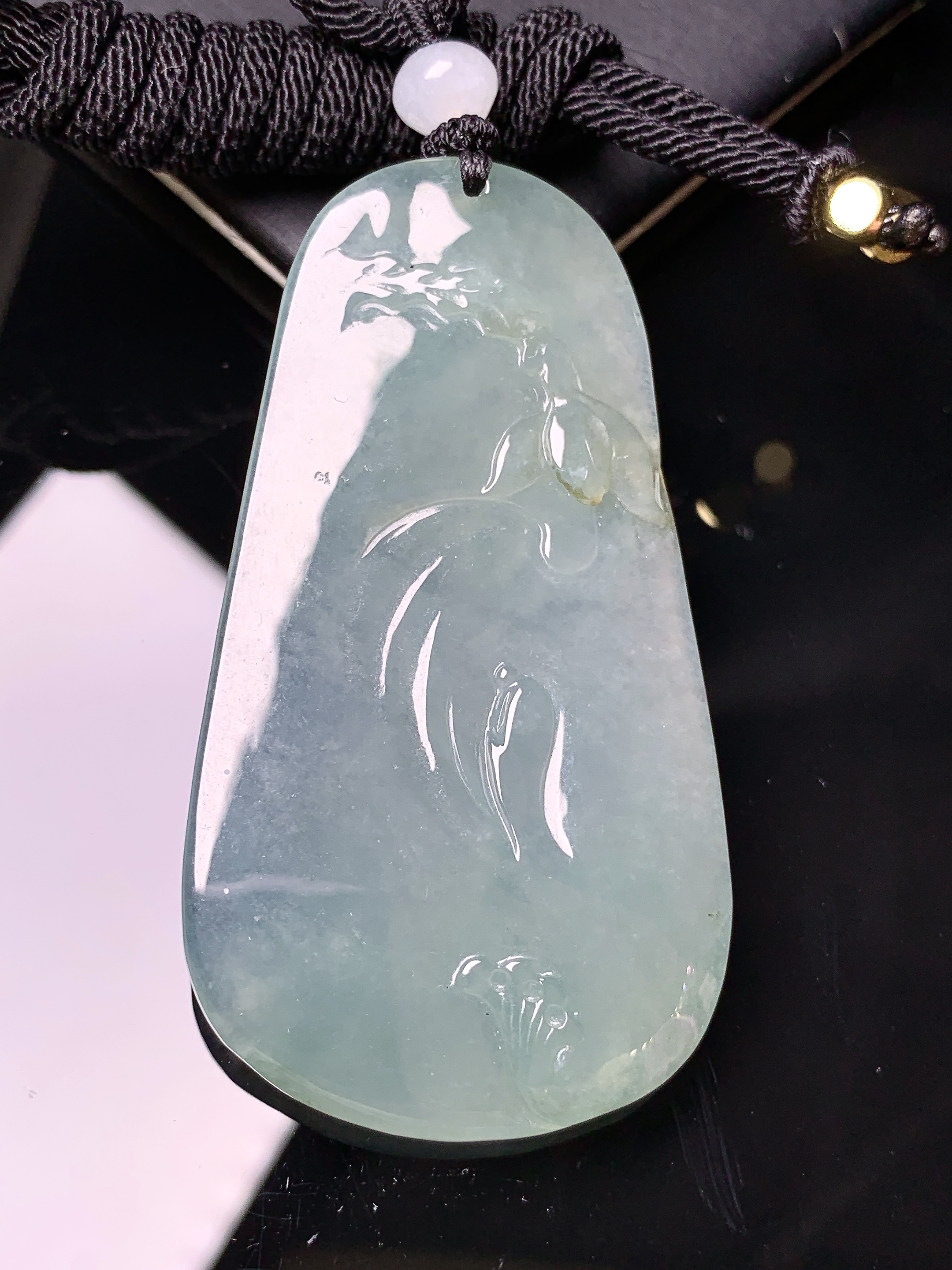 冰种悟道吊坠 玉质细腻 色泽艳丽清新 水润亮眼 整体尺寸59.5*32.7*6L1