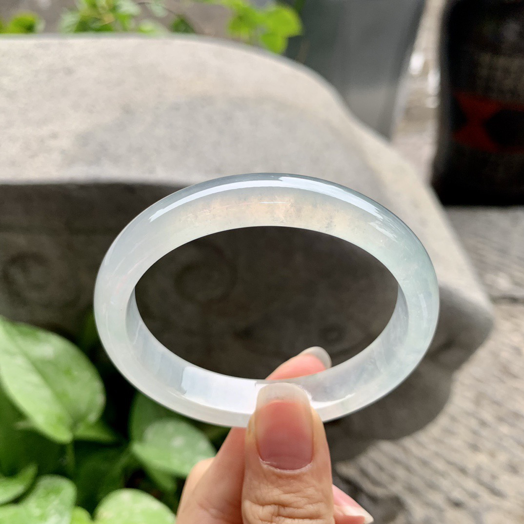 圈口55.8-50.1-11.8-6.9 【高冰贵妃手镯】贵妃55 56可戴