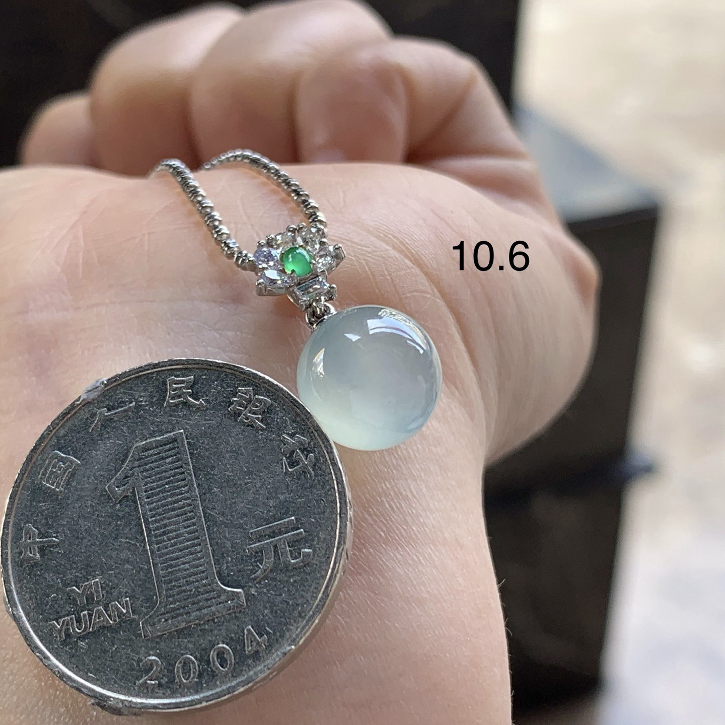 金钻镶嵌冰晴珠子吊坠^_^荧光十足 透亮