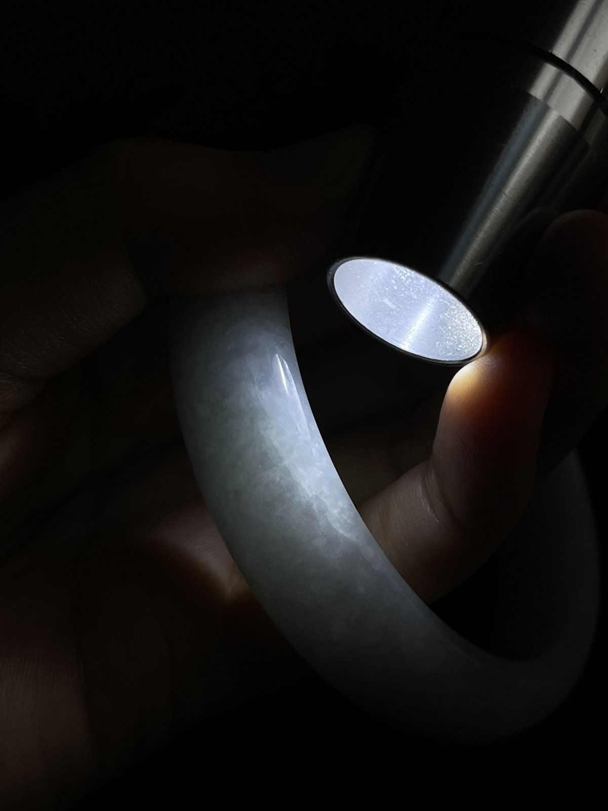 正圈60.4圈口，翡翠糯化种白色手镯