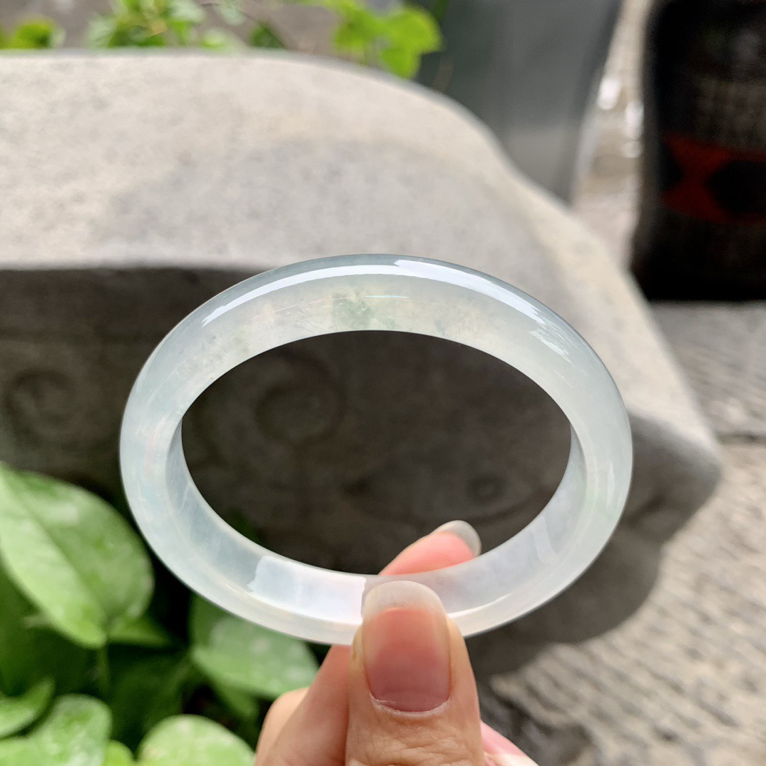 圈口55.8-50.1-11.8-6.9 【高冰贵妃手镯】贵妃55 56可戴