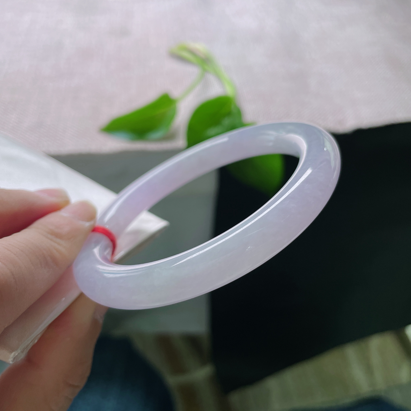 57.9/9.3，紫罗兰圆条，一场沉睡地底亿万年的，未醒的梦。浪漫唯美。