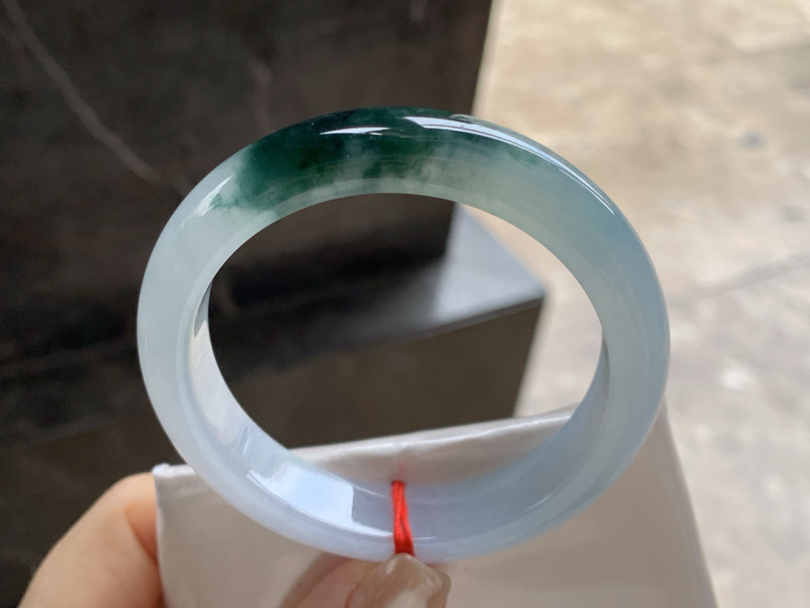 53-11.7-8

飘花手镯^_^肉质细腻 飘花点缀