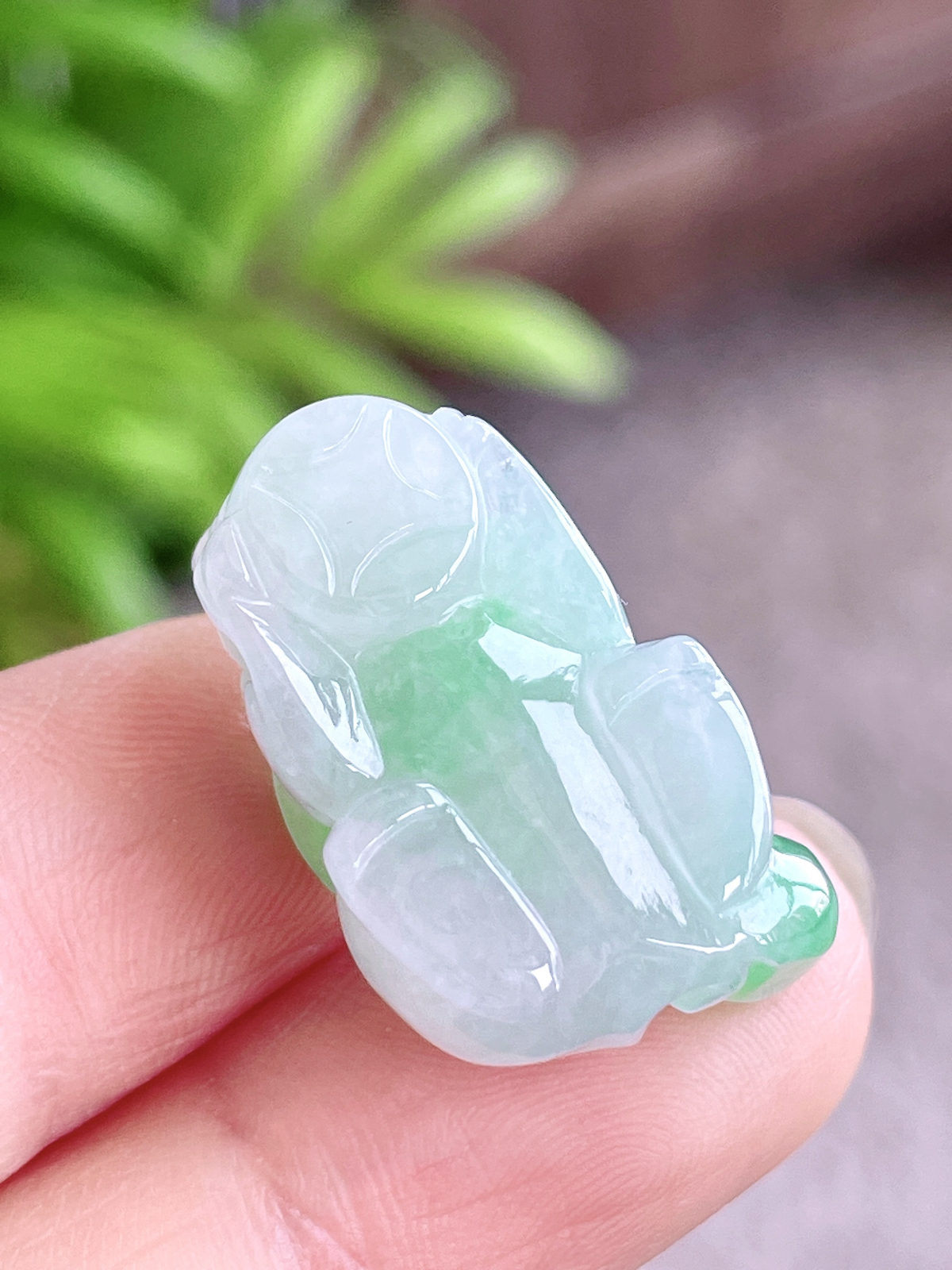 冰飘花貔貅吊坠，尺寸：24.4-15-10.