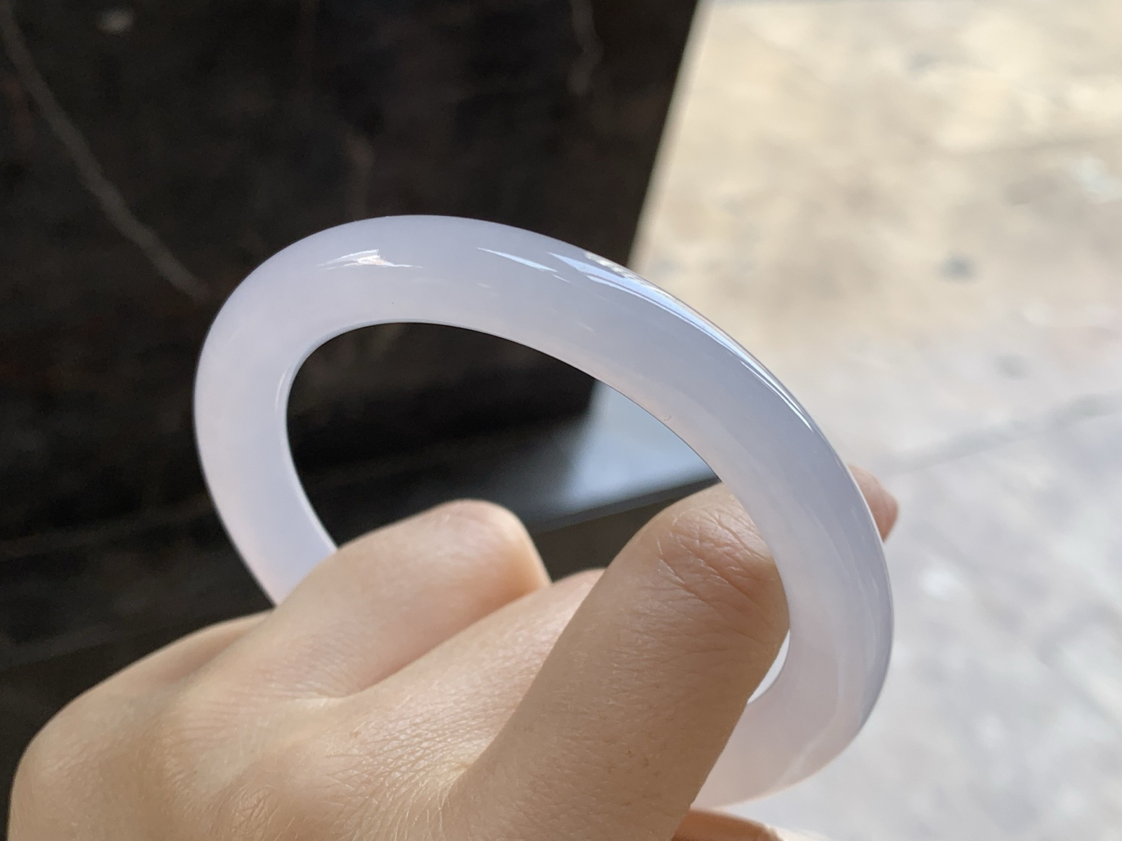 58.5-9.5

圆条手镯^_^底子细腻