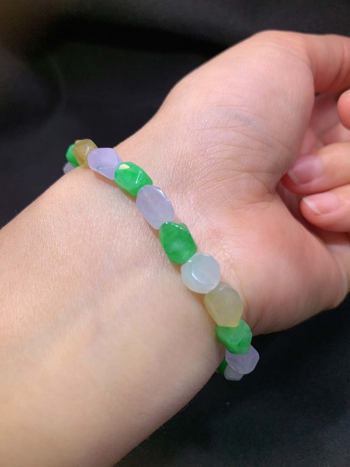 冰种多彩随形手串，手链，冰润鲜艳，玉质细腻，种水足，Xm 尺寸7.9*5.5*4.3