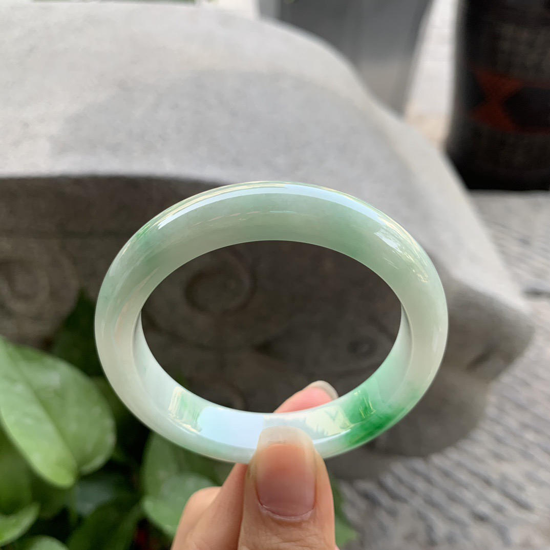 小圈口51.9-11.4-7.7 【飘绿正圈手镯】正圈51 52可戴