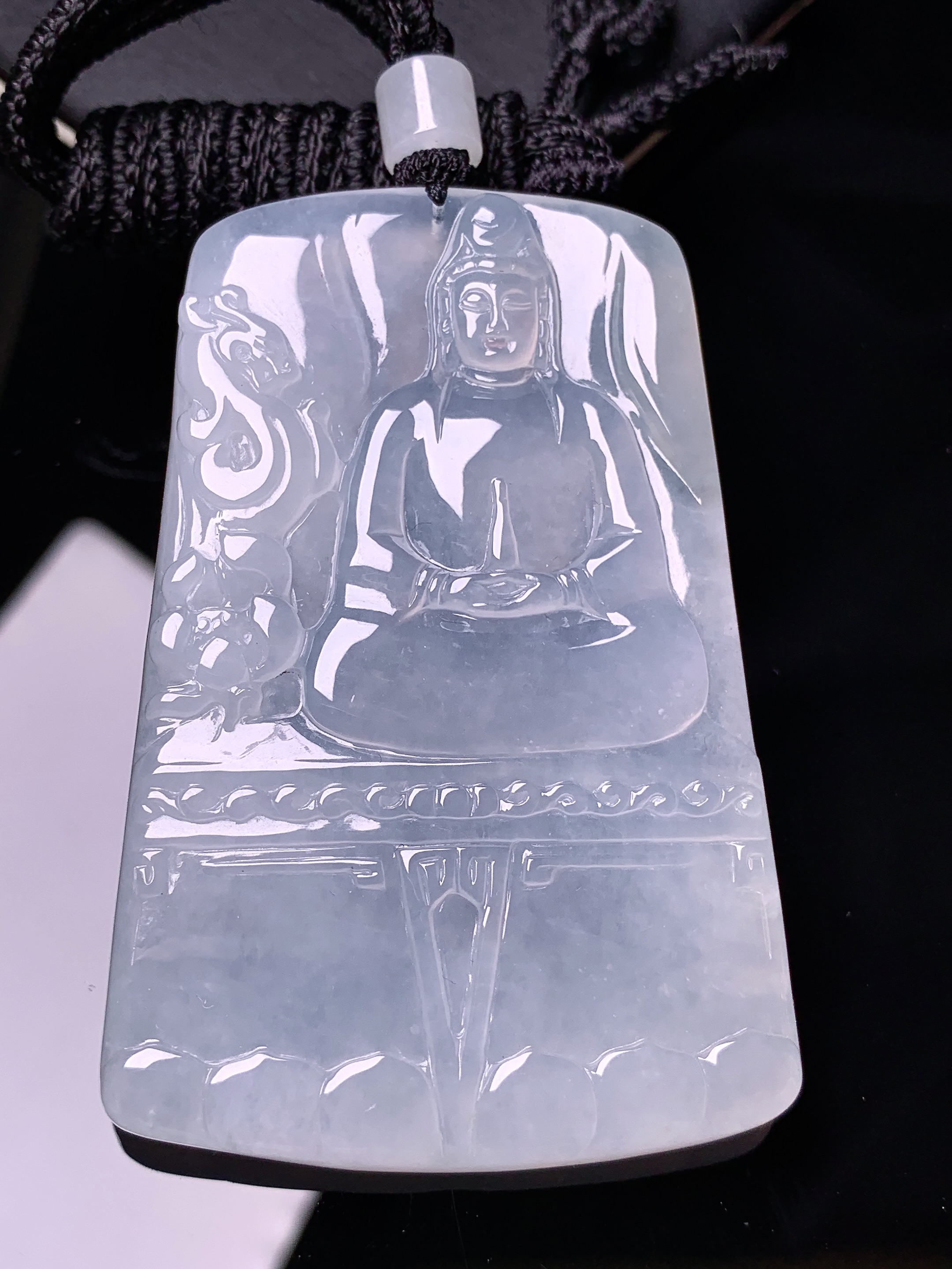 冰种观音菩萨吊坠 玉质细腻 色泽艳丽清新 水润亮眼 整体尺寸64*43*5.5L1