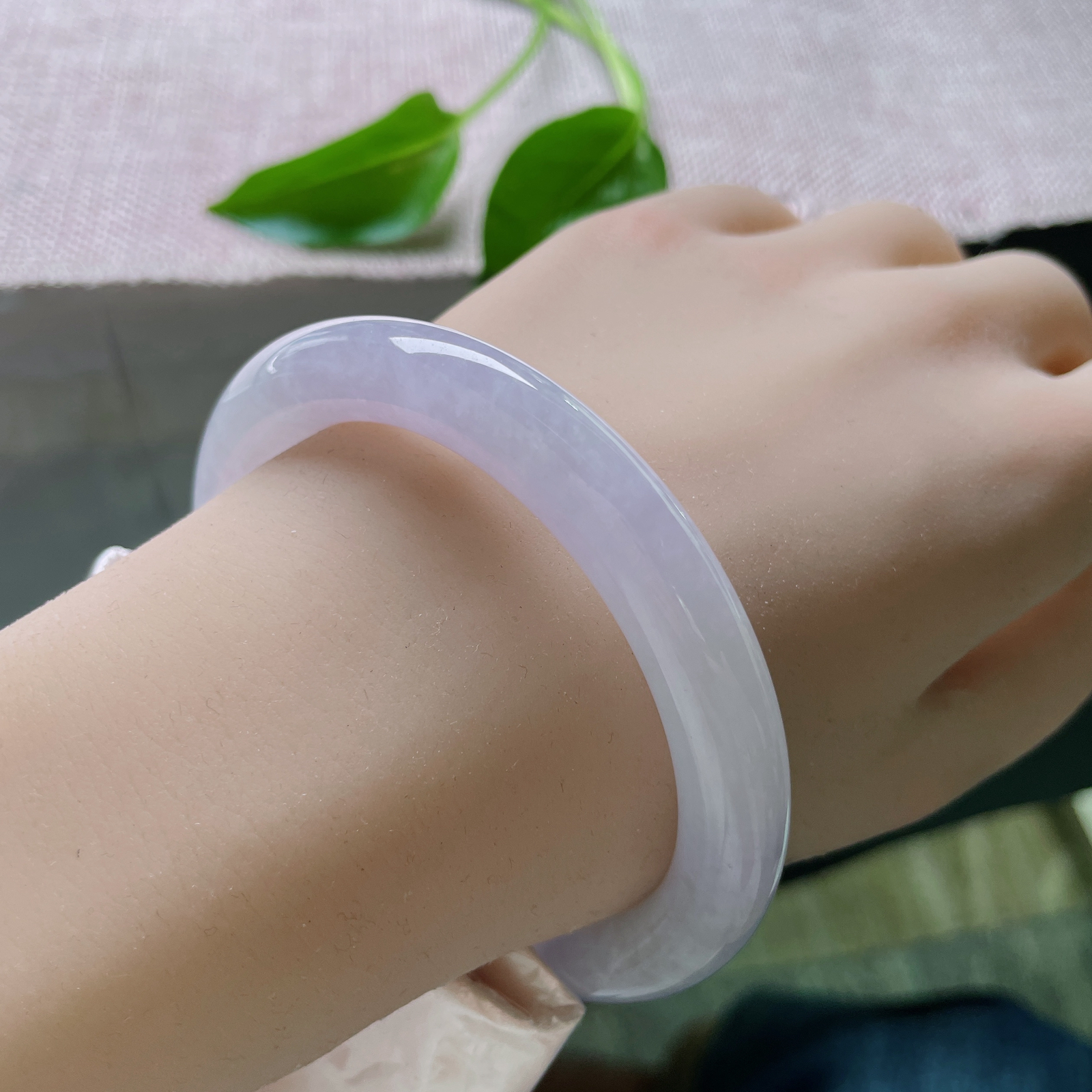 57.9/9.3，紫罗兰圆条，一场沉睡地底亿万年的，未醒的梦。浪漫唯美。