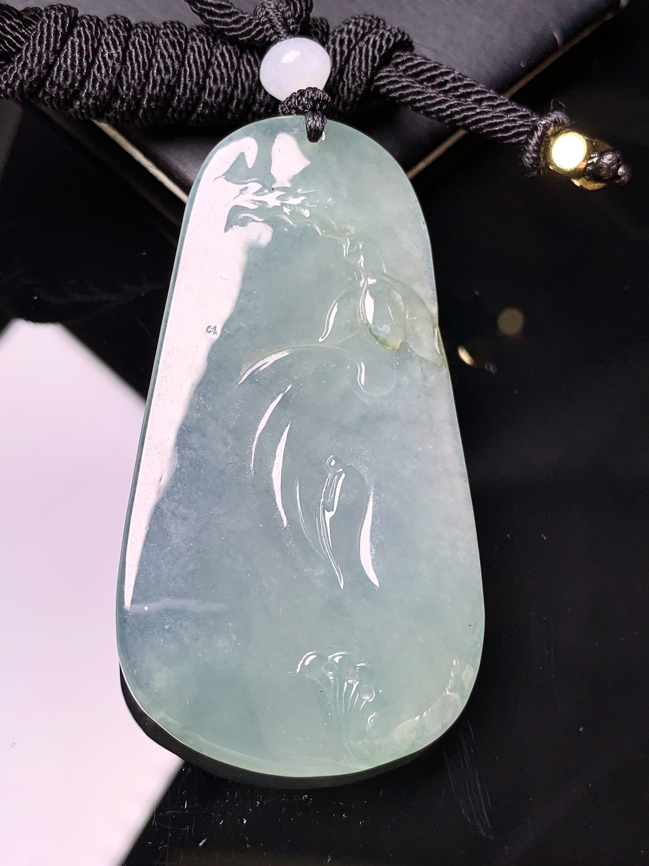 冰种悟道吊坠 玉质细腻 色泽艳丽清新 水润亮眼 整体尺寸59.5*32.7*6L1