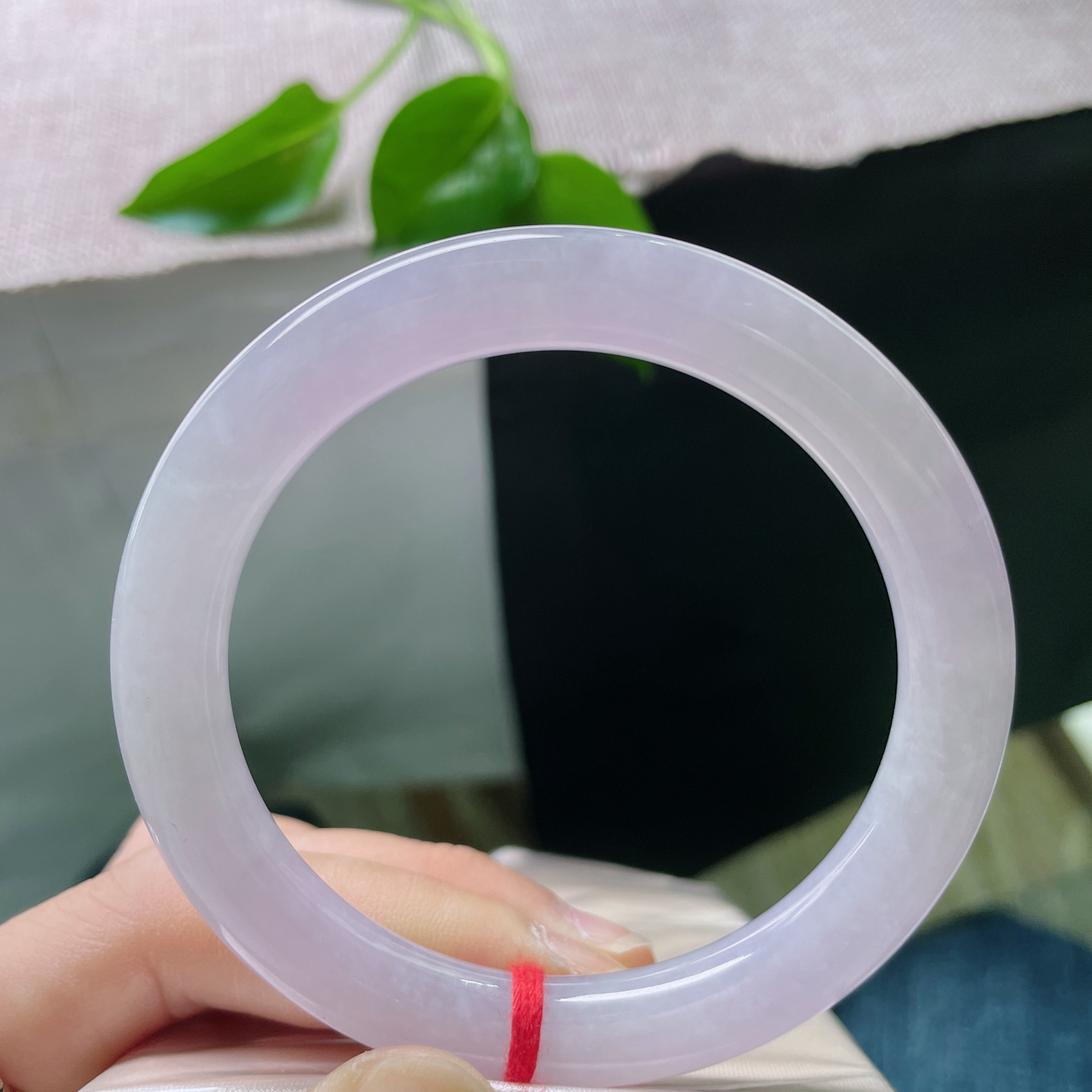 57.9/9.3，紫罗兰圆条，一场沉睡地底亿万年的，未醒的梦。浪漫唯美。