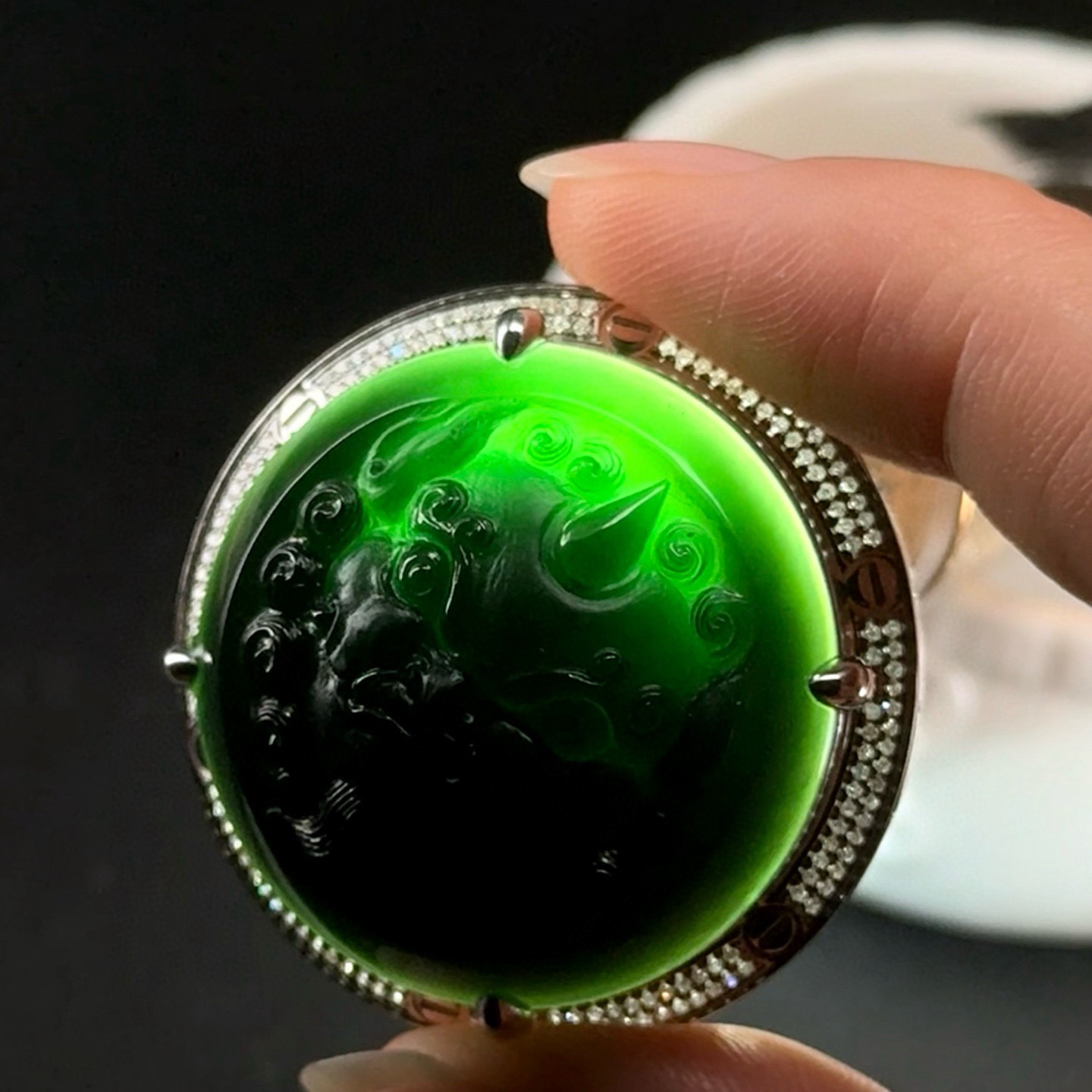 精品豪镶墨翠貔貅手环 种好色正 黑度极好 打灯通透 油性十足 尺寸18.2