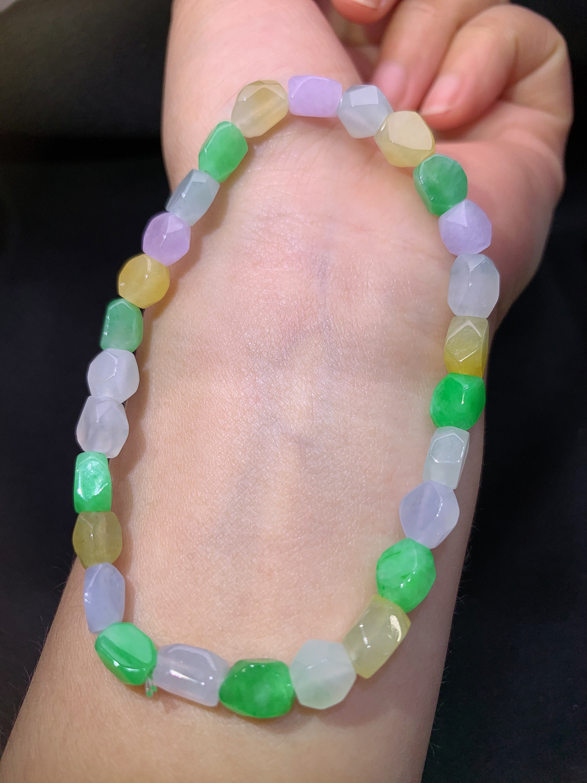 冰种多彩随形手串，手链，冰润鲜艳，玉质细腻，种水足，Xm 尺寸7.9*5.5*4.3