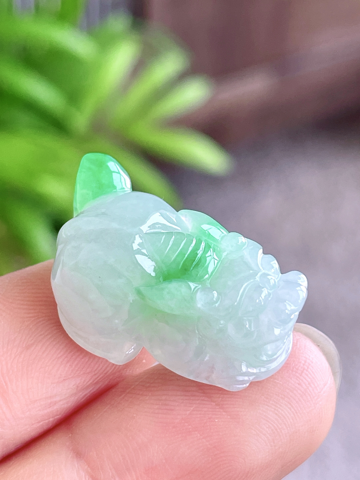 冰飘花貔貅吊坠，尺寸：24.4-15-10.