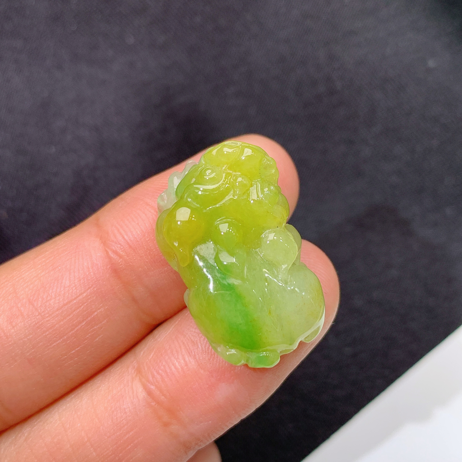 冰黄翡貔貅，冰润鲜艳，玉质细腻，种水足，Ax 尺寸22.6*13.8*8.9