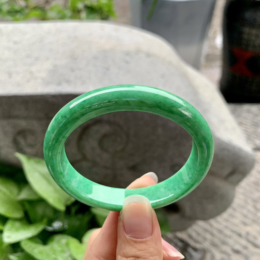 小圈口 53.4-47.6-11.5-7【满绿贵妃手镯】贵妃53 54可戴