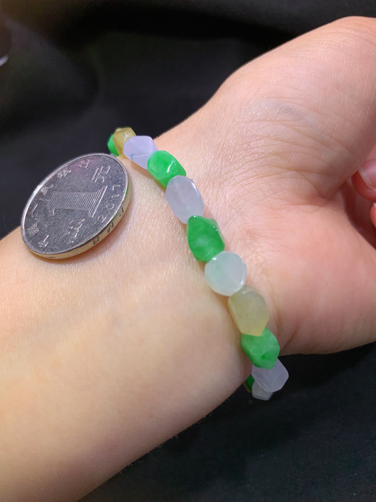 冰种多彩随形手串，手链，冰润鲜艳，玉质细腻，种水足，Xm 尺寸7.9*5.5*4.3