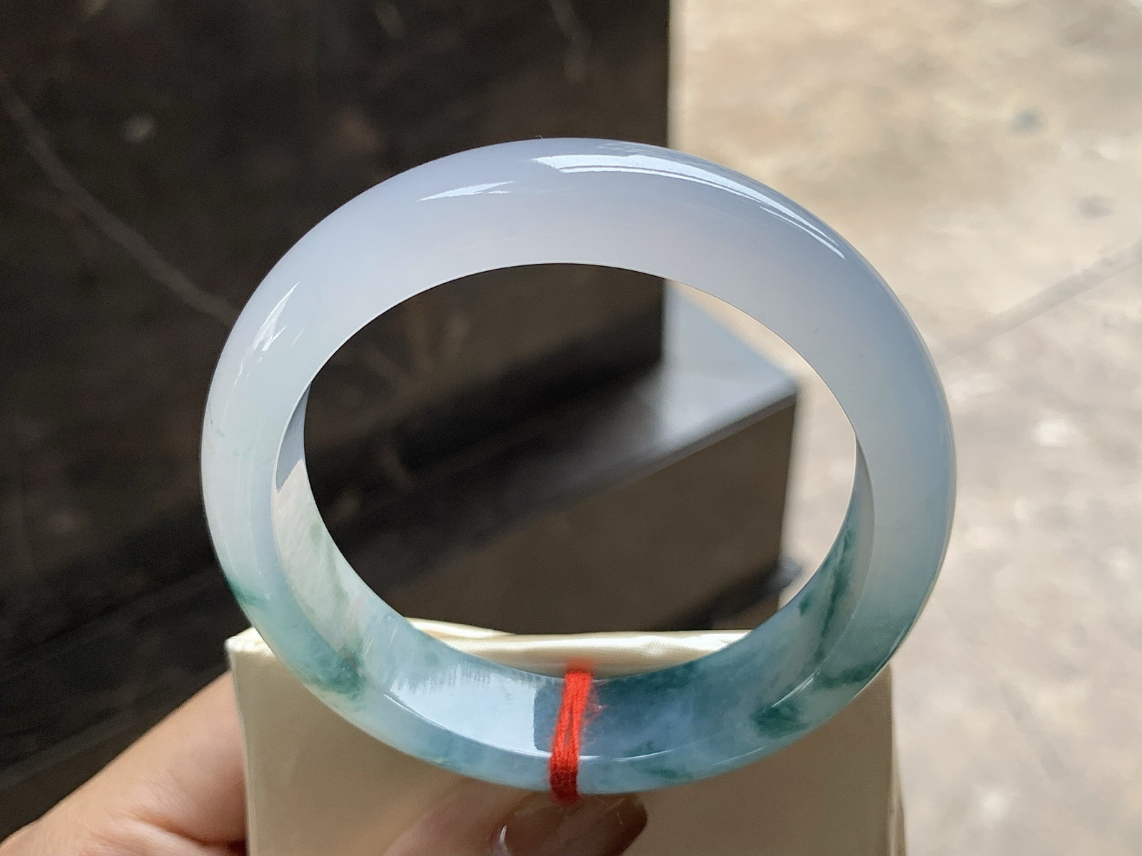 56.5-14-8.2

飘花手镯^_^ 细腻清爽的底子～ 花色鲜艳