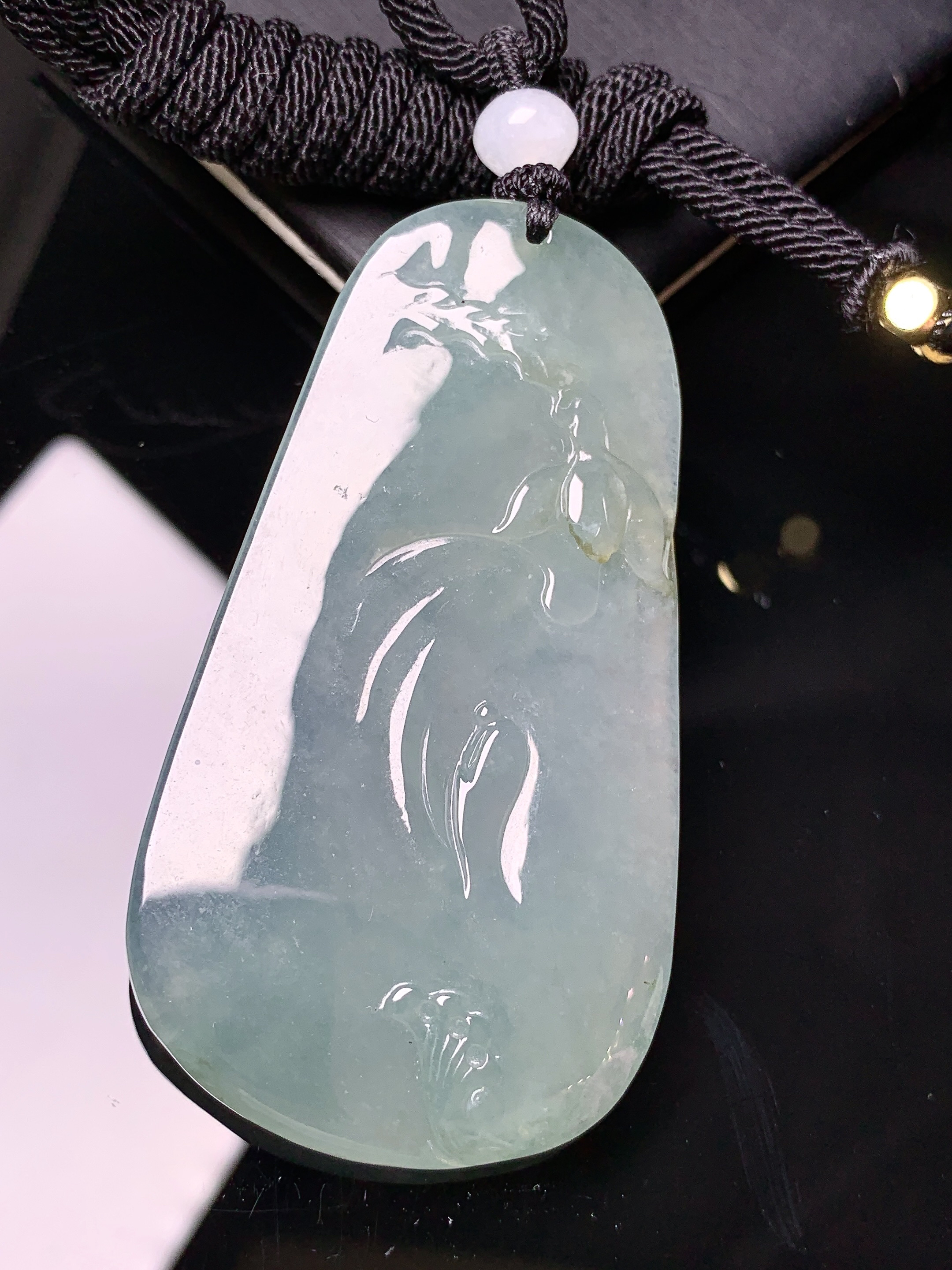 冰种悟道吊坠 玉质细腻 色泽艳丽清新 水润亮眼 整体尺寸59.5*32.7*6L1