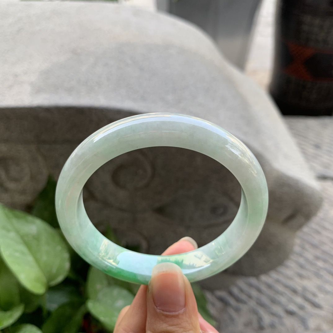 圈口57.6-12.4-8.1 【辣阳绿正圈手镯】正圈57 58可戴