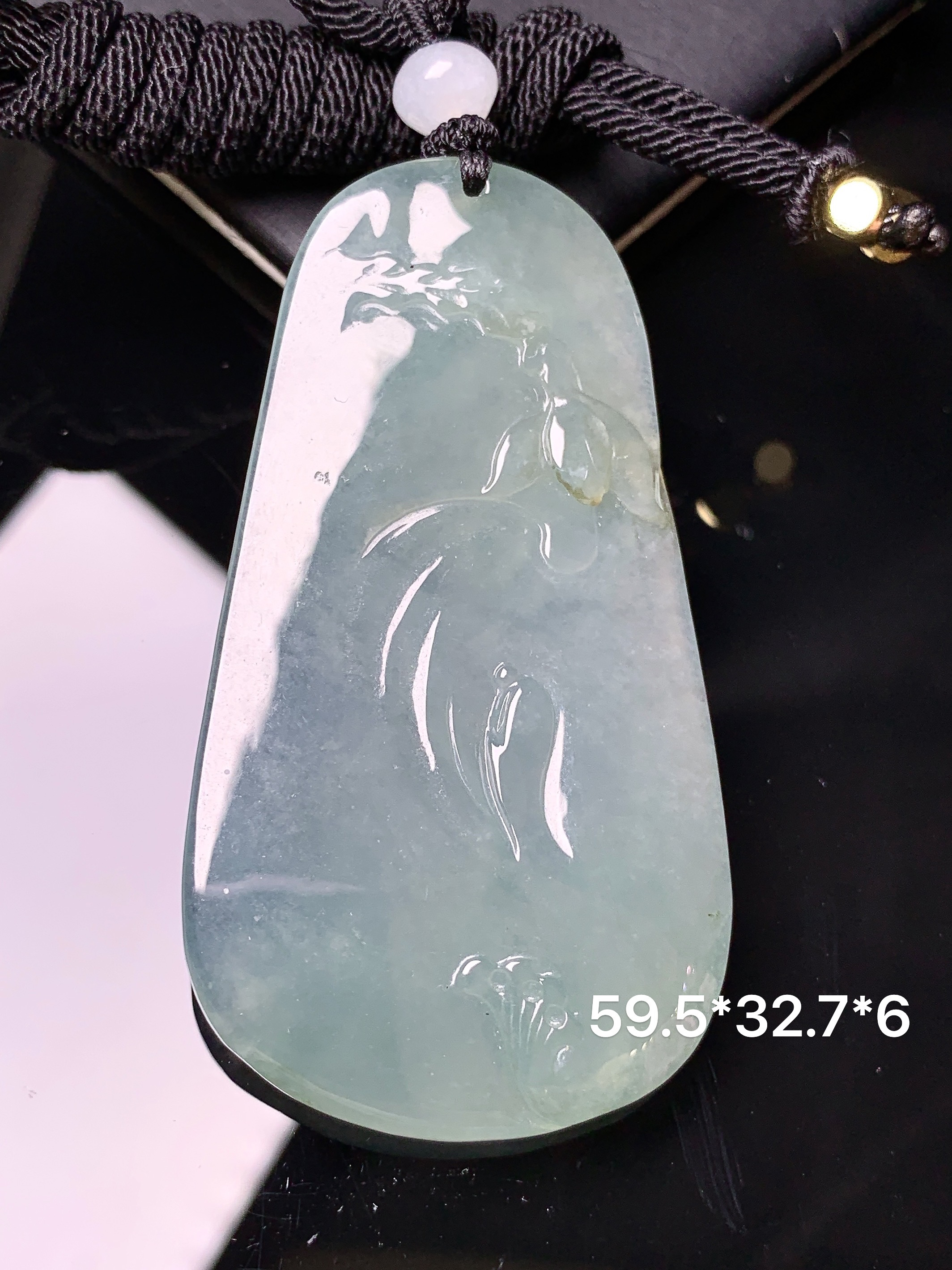 冰种悟道吊坠 玉质细腻 色泽艳丽清新 水润亮眼 整体尺寸59.5*32.7*6L1