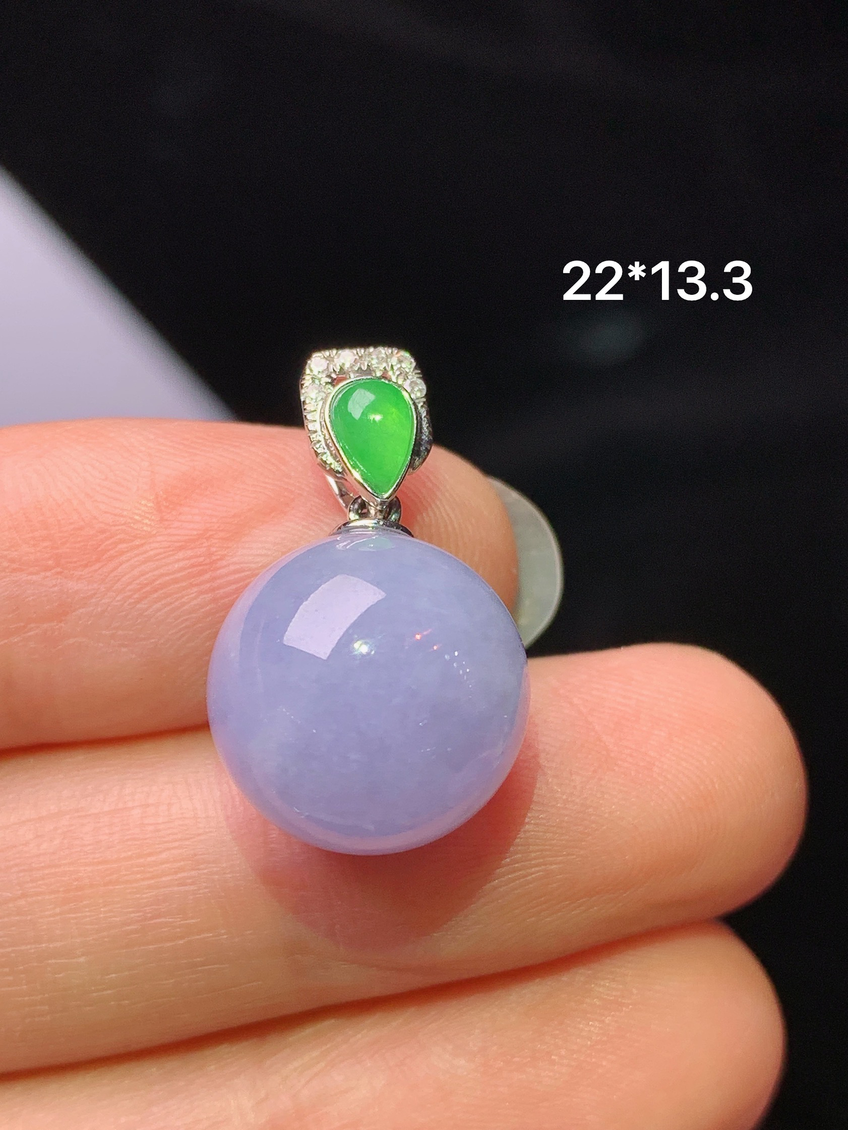 18k金钻镶嵌紫罗兰圆珠吊坠 玉质细腻 色泽艳丽清新 水润亮眼 整体尺寸22*13.3*j2