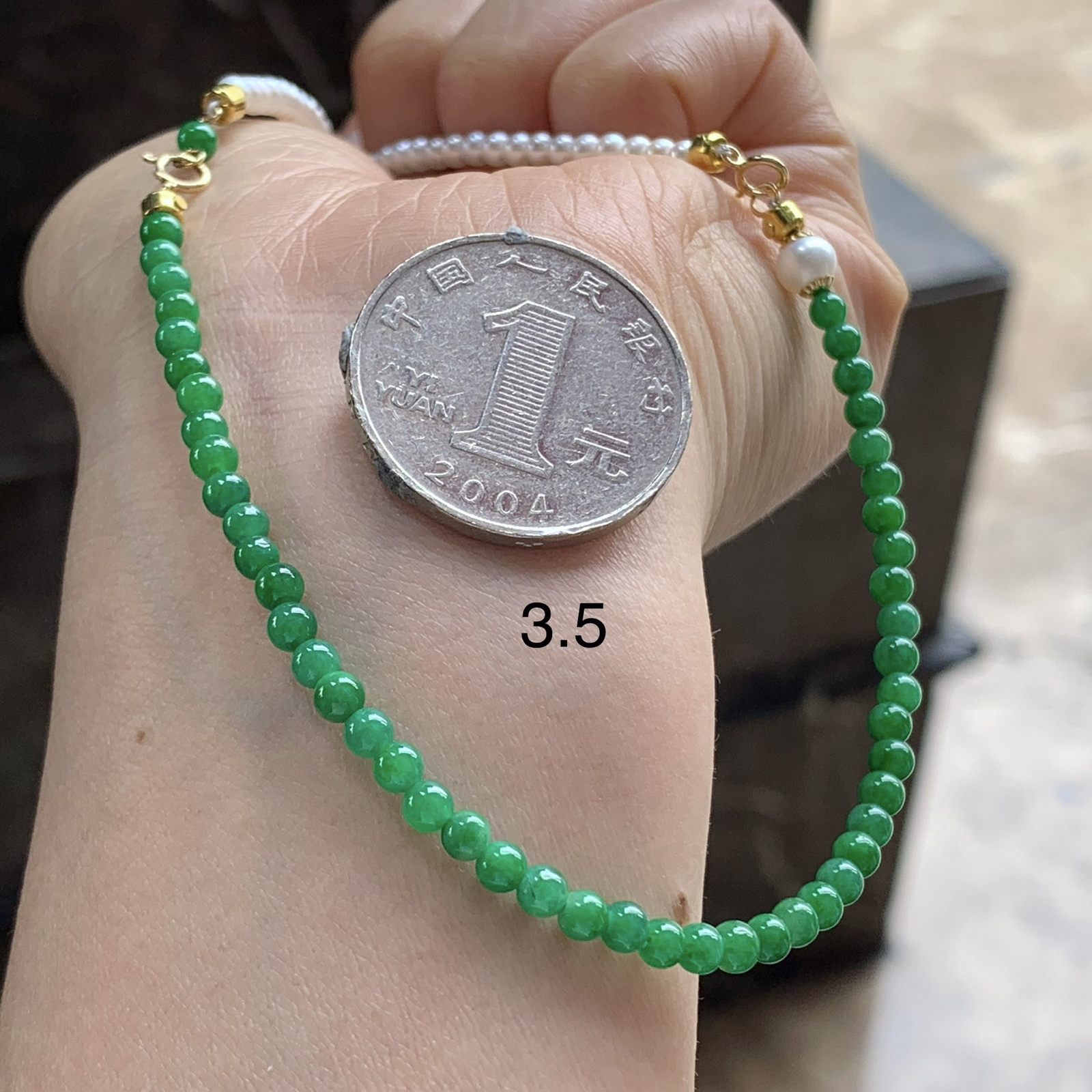 辣绿色珍珠翡翠珠子项链^_^鲜艳 玉质温润