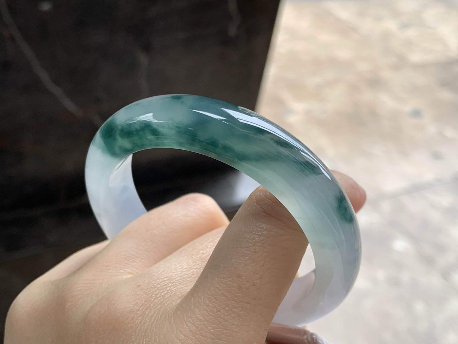 55-12.8-8.8

冰种飘花手镯^_^飘花浓郁实物漂