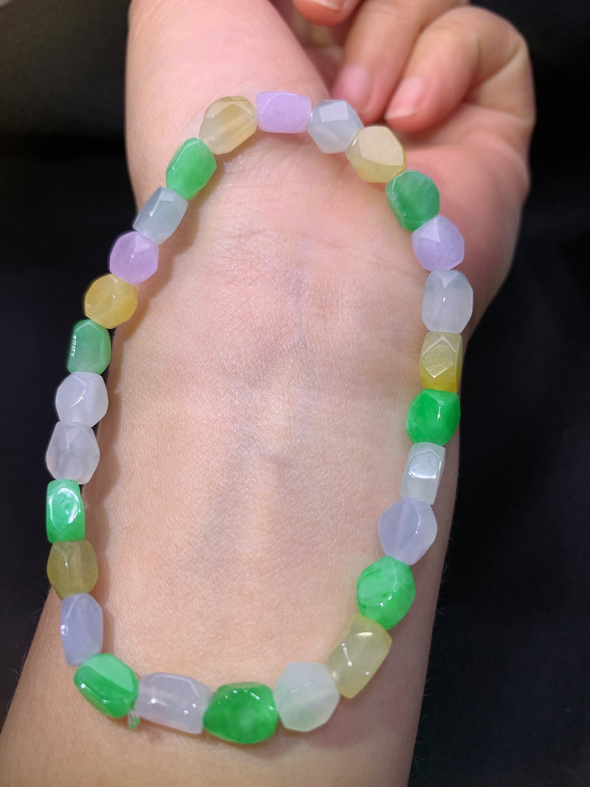 冰种多彩随形手串，手链，冰润鲜艳，玉质细腻，种水足，Xm 尺寸7.9*5.5*4.3